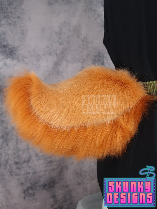 Dual orange tone deer tail
