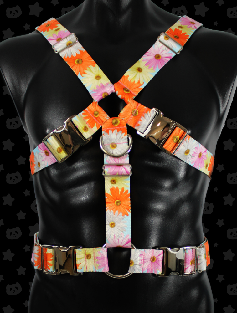 Chest Harness - Daisies with Silver Metal Hardware
